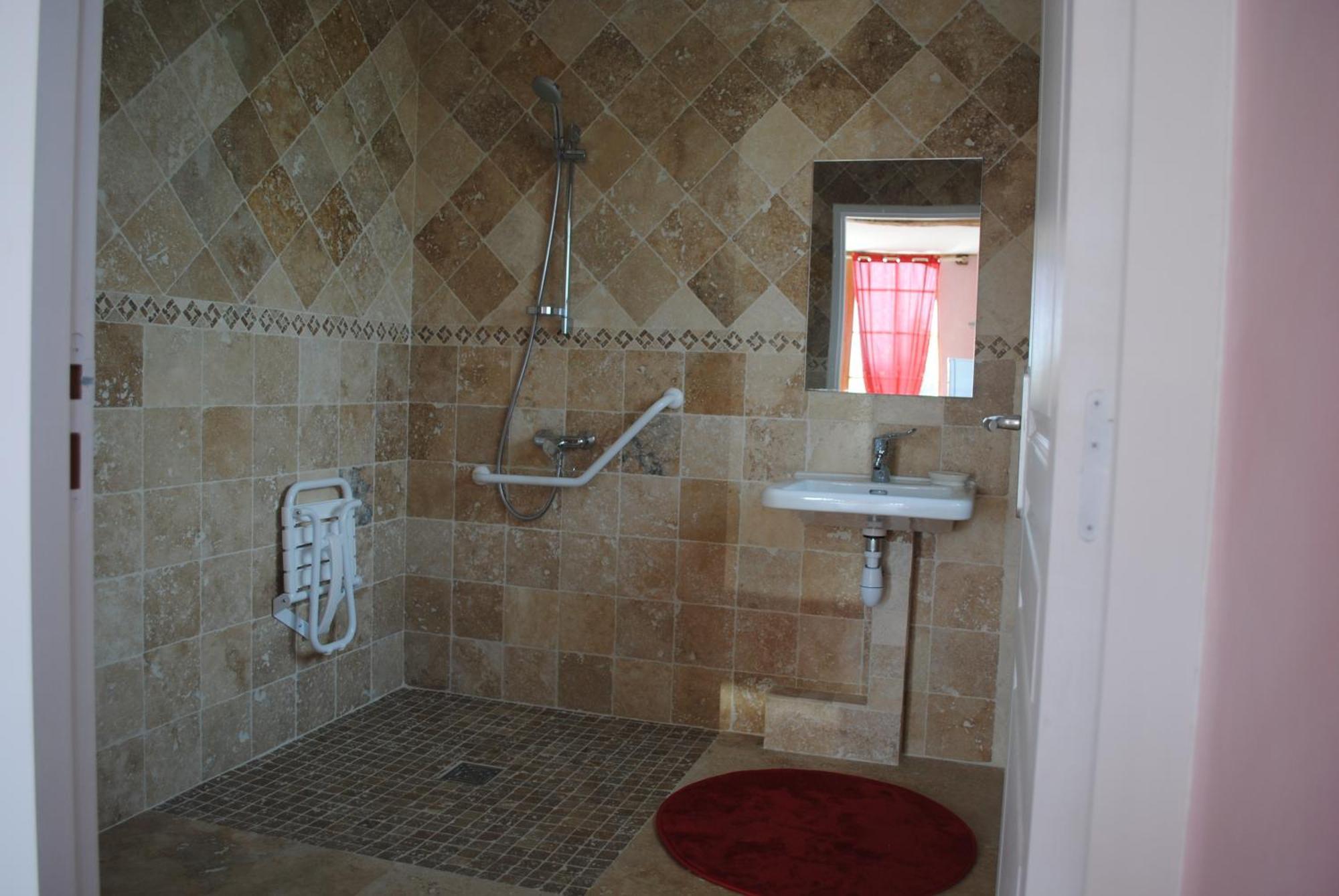 Domaine De La Poyat Bed & Breakfast Legny Luaran gambar